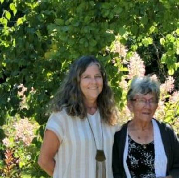 Meet your Posher, Lynn - Picture 1 of 1